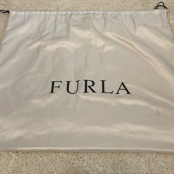 Furla, red leather tote - Picture 2 of 8